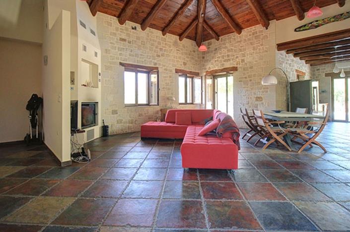 Image No.10-3 Bed Villa for sale