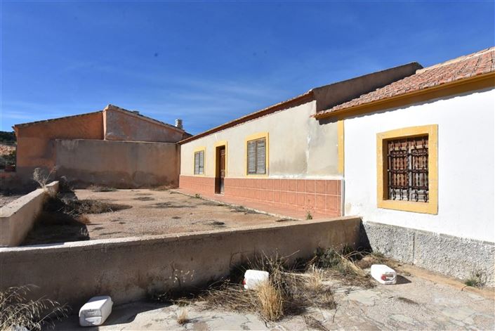 Image No.15-6 Bed Villa for sale