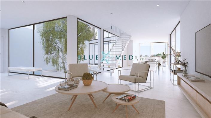 Image No.10-4 Bed Villa for sale