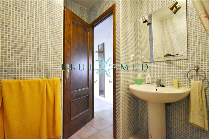 Image No.21-3 Bed Country House for sale