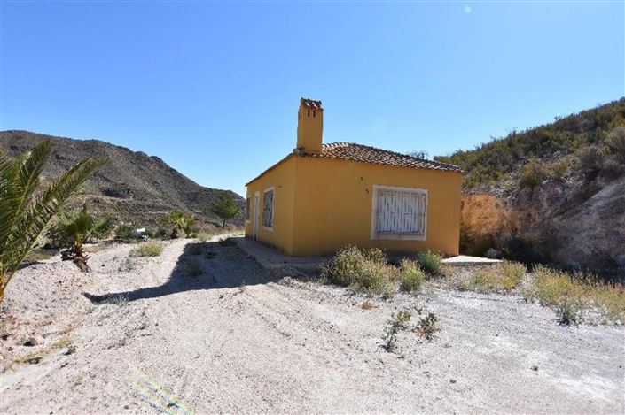 Image No.1-2 Bed Villa for sale