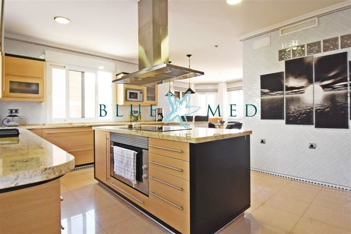 Image No.16-5 Bed Villa for sale