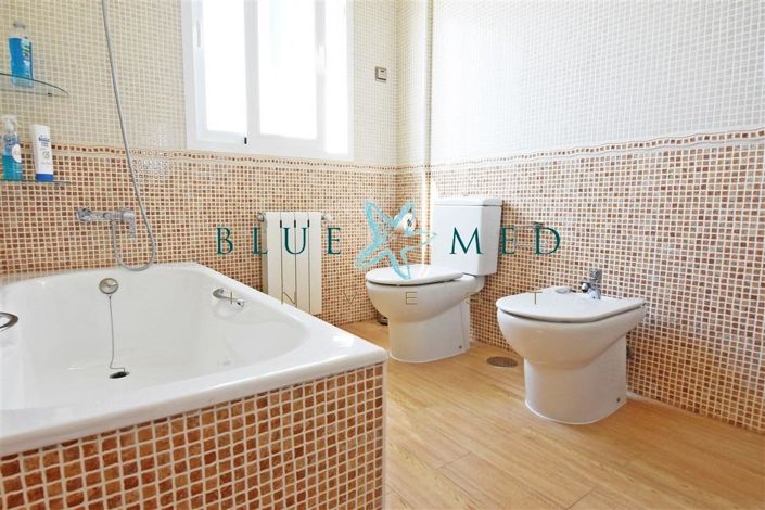 Image No.23-5 Bed Villa for sale