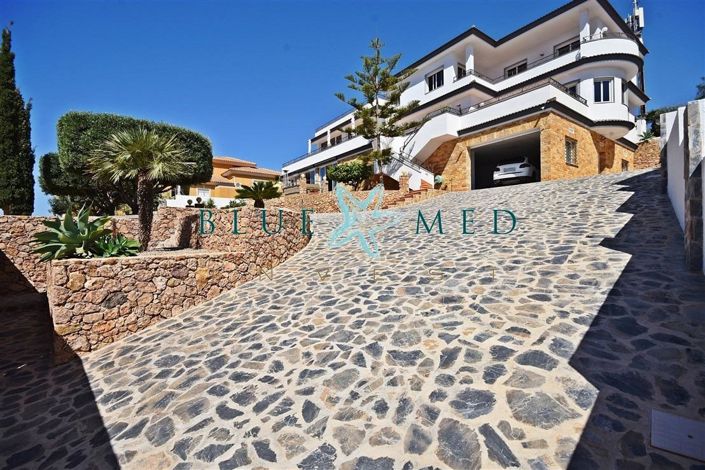 Image No.46-5 Bed Villa for sale