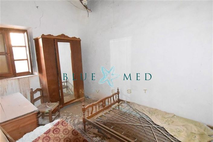 Image No.12-2 Bed Villa for sale