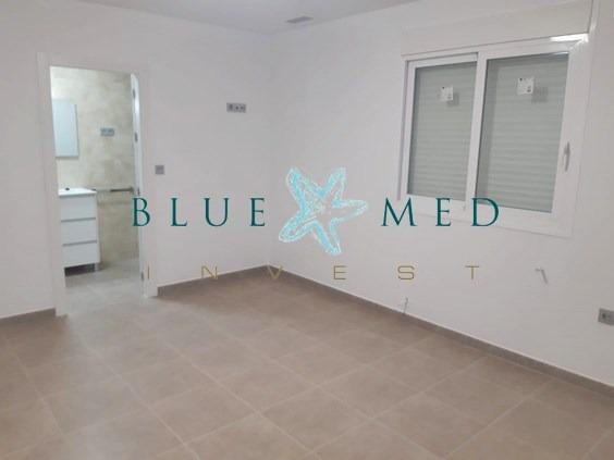 Image No.15-3 Bed Villa for sale