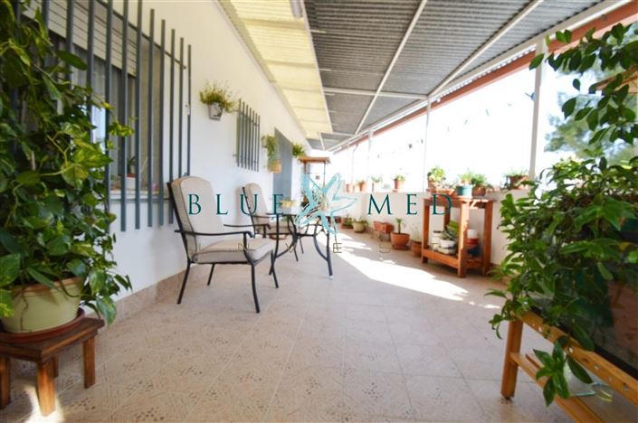 Image No.1-6 Bed Villa for sale
