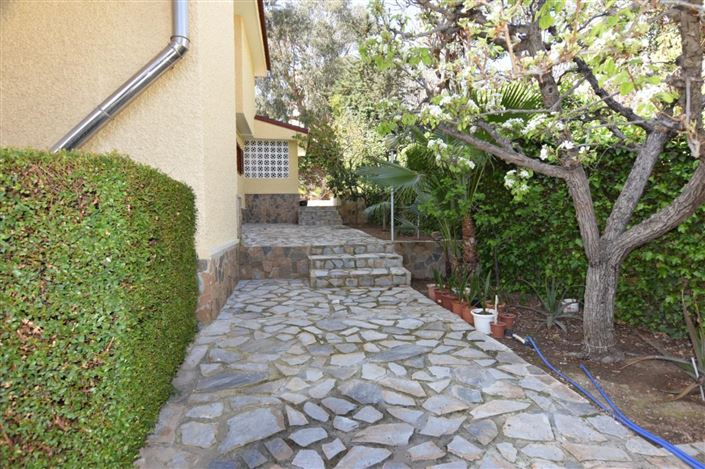 Image No.47-5 Bed Villa for sale