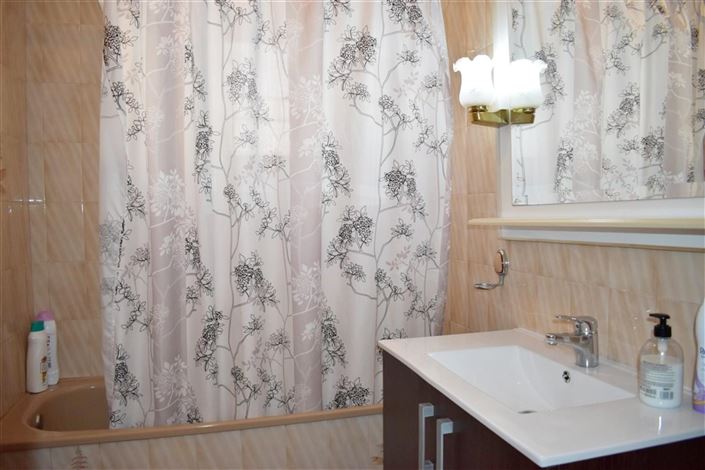 Image No.20-6 Bed Villa for sale