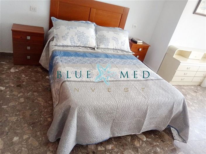 Image No.19-3 Bed Flat for sale