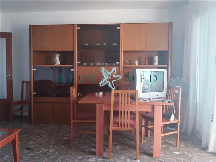 Image No.5-3 Bed Flat for sale