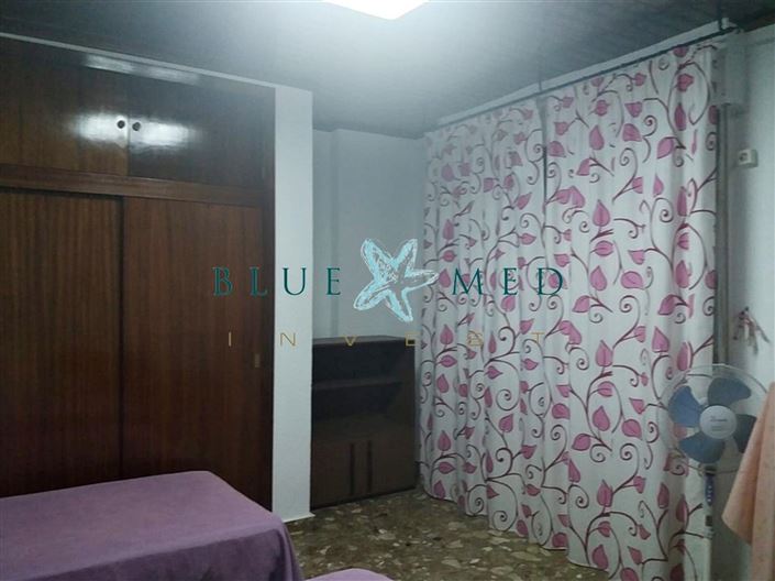 Image No.9-3 Bed Flat for sale