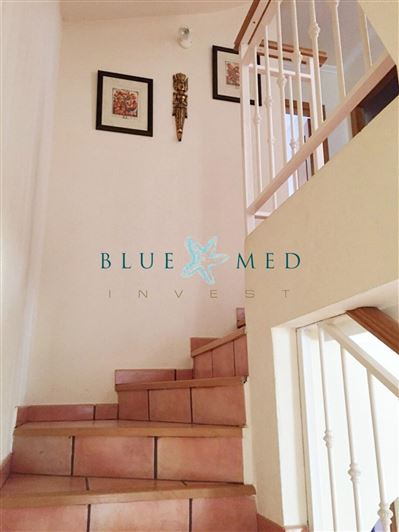 Image No.24-5 Bed Property for sale