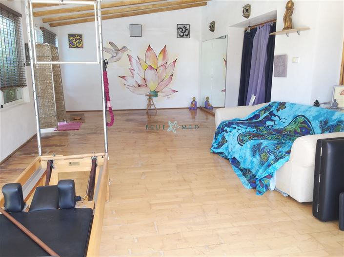 Image No.15-6 Bed Villa for sale