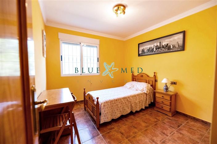 Image No.3-4 Bed Villa for sale