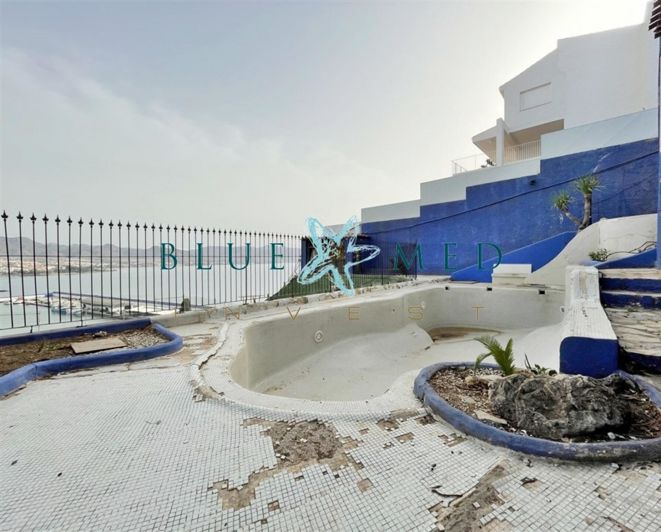 Image No.9-7 Bed Villa for sale