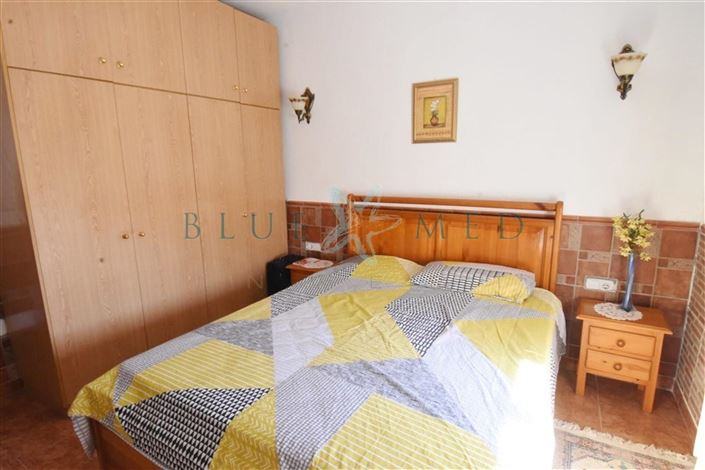 Image No.18-4 Bed Country House for sale