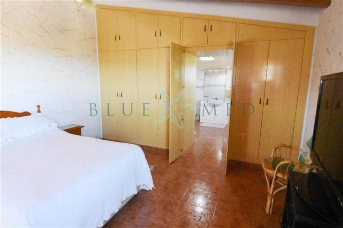 Image No.25-4 Bed Country House for sale