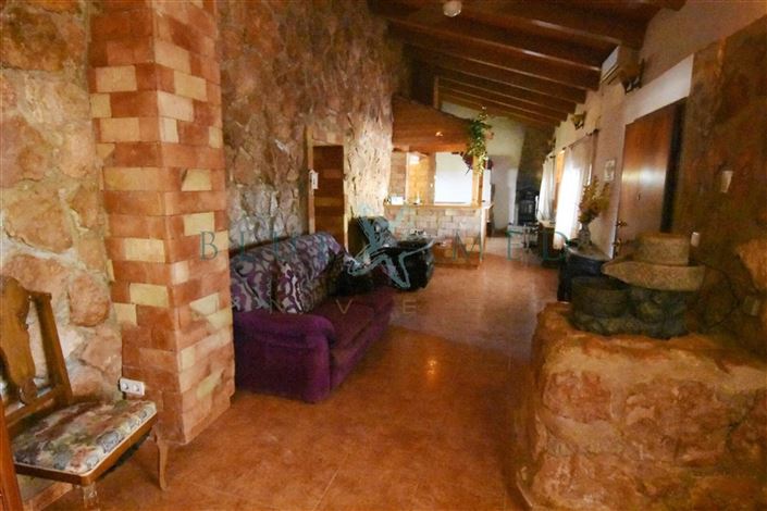 Image No.3-4 Bed Country House for sale