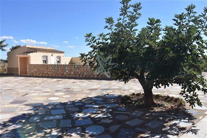 Image No.34-4 Bed Country House for sale