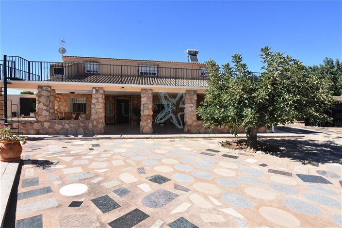 Image No.38-4 Bed Country House for sale