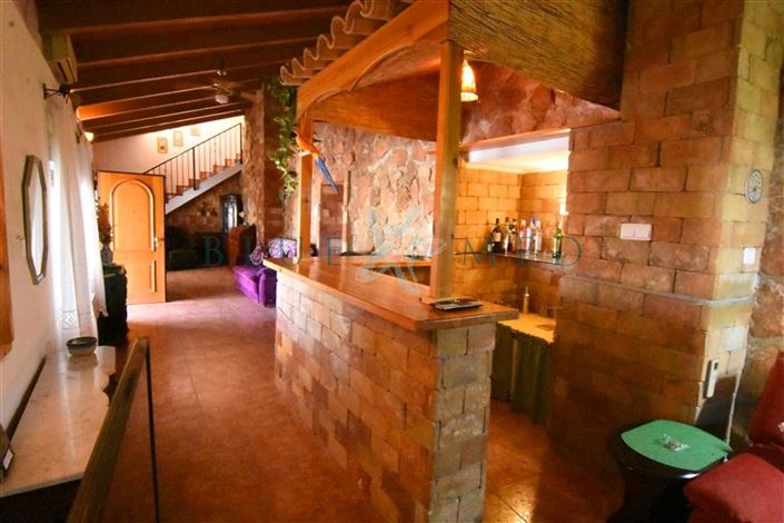 Image No.9-4 Bed Country House for sale