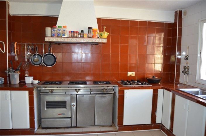 Image No.2-4 Bed Villa for sale