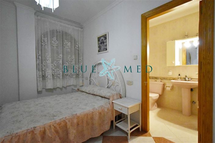 Image No.2-11 Bed Villa for sale