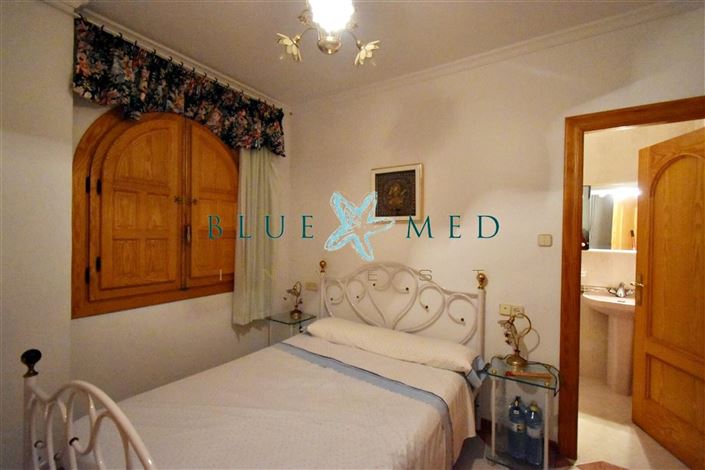 Image No.25-11 Bed Villa for sale