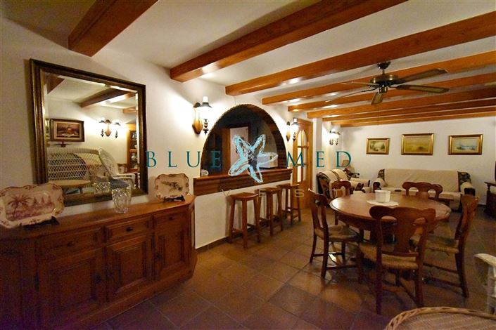 Image No.32-11 Bed Villa for sale