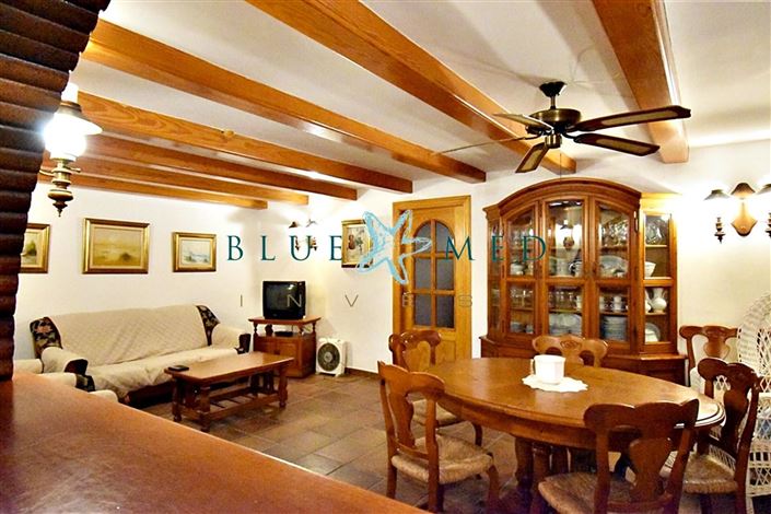 Image No.35-11 Bed Villa for sale