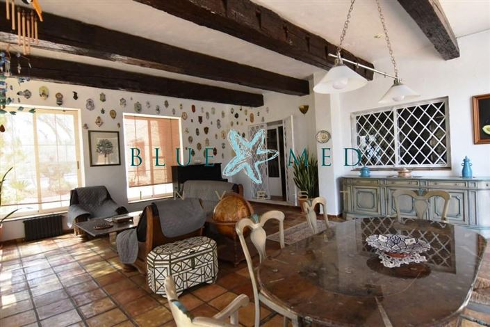 Image No.11-6 Bed Villa for sale