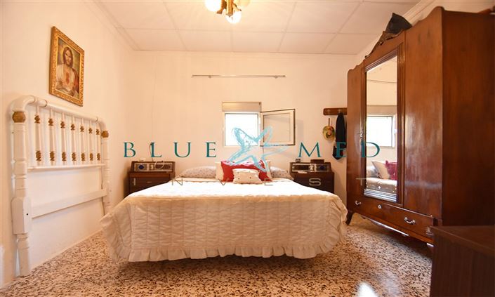 Image No.10-3 Bed Villa for sale