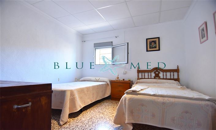 Image No.12-3 Bed Villa for sale