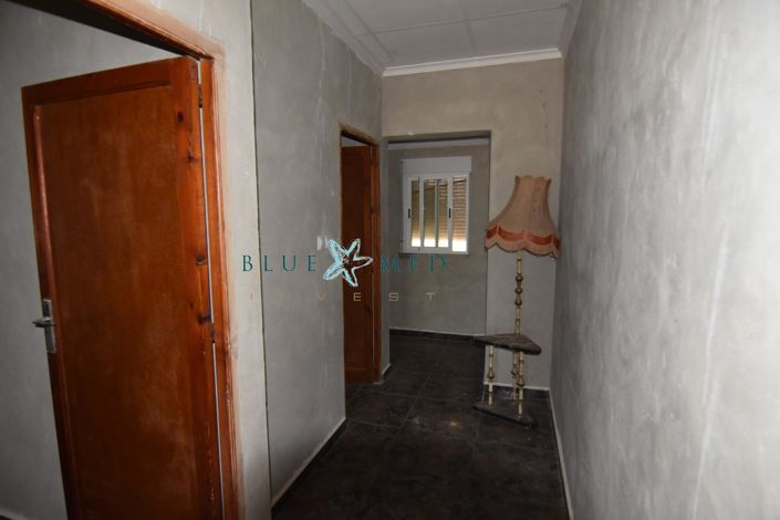 Image No.24-3 Bed Country House for sale