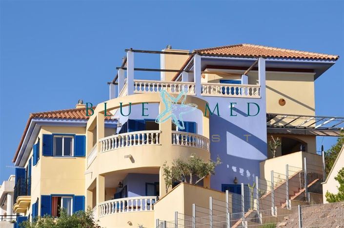 Image No.1-9 Bed Property for sale