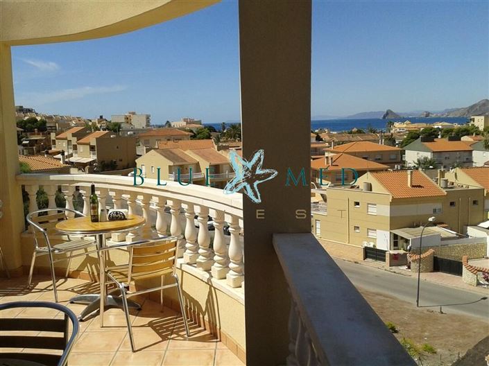 Image No.5-9 Bed Property for sale