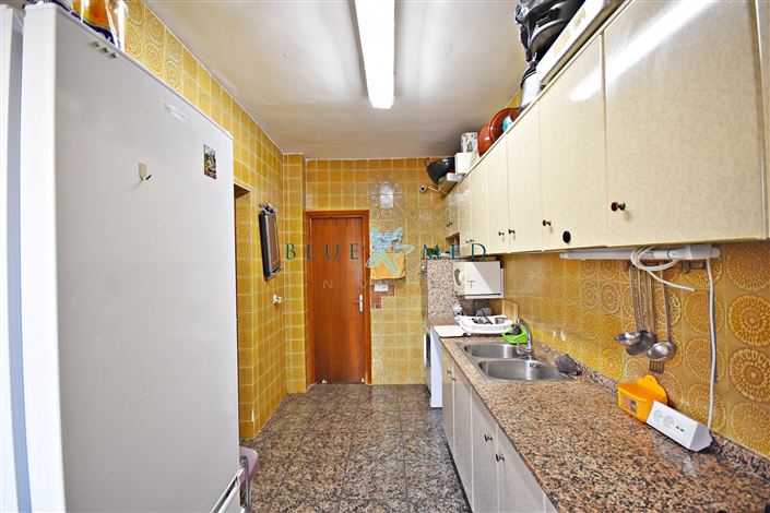 Image No.10-4 Bed Property for sale