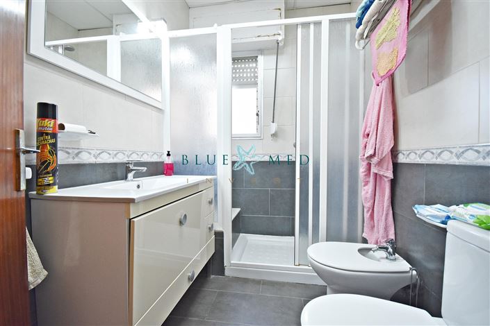 Image No.22-4 Bed Property for sale