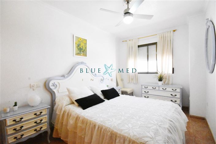 Image No.11-4 Bed Flat for sale