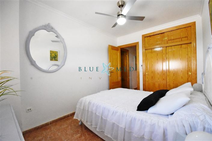 Image No.13-4 Bed Flat for sale