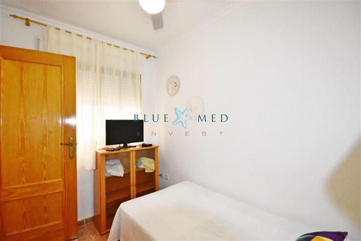 Image No.21-4 Bed Flat for sale