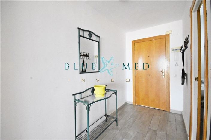 Image No.26-3 Bed Flat for sale