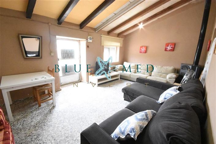 Image No.6-3 Bed Country House for sale