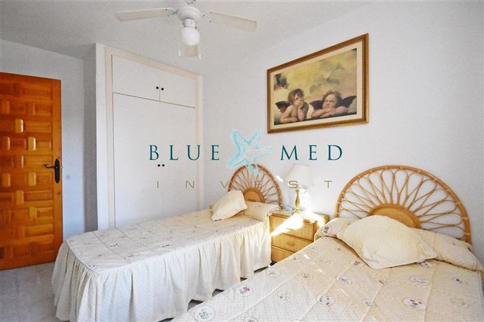 Image No.19-3 Bed Flat for sale