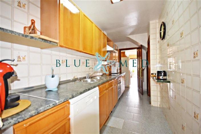 Image No.14-5 Bed Property for sale