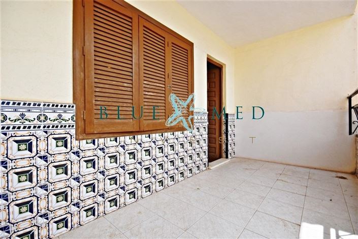 Image No.21-5 Bed Property for sale