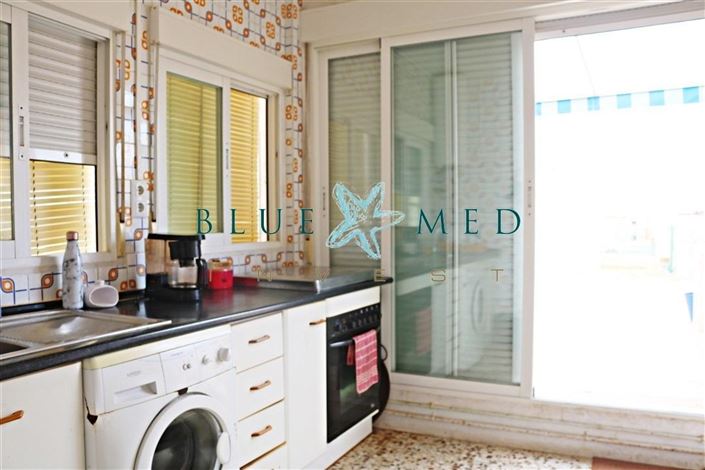 Image No.11-3 Bed Flat for sale