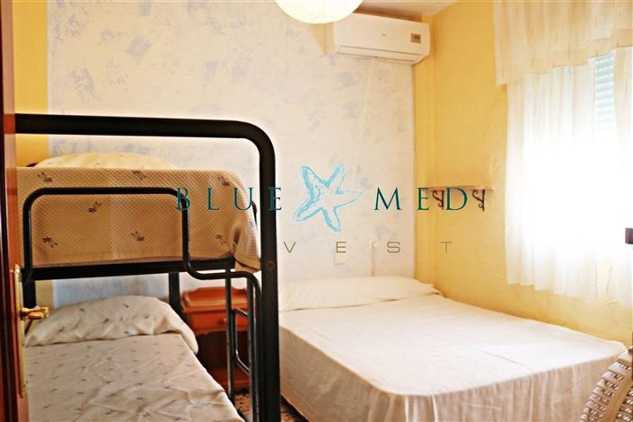 Image No.19-3 Bed Flat for sale