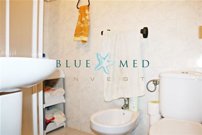 Image No.22-3 Bed Flat for sale